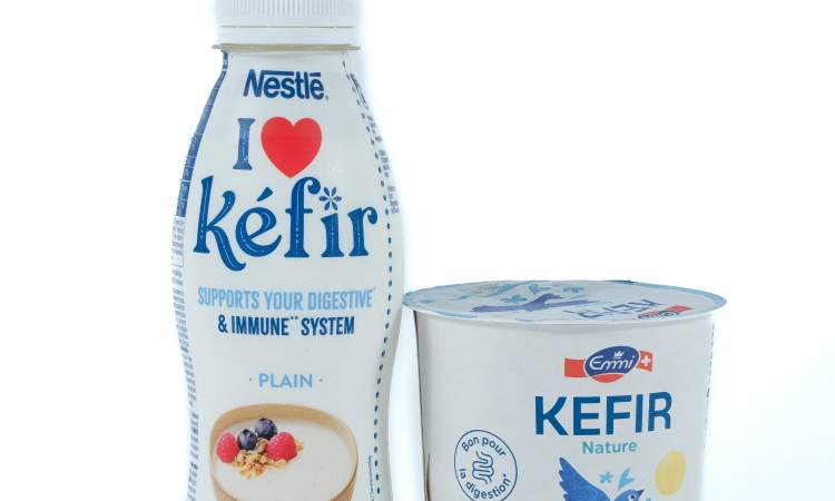 Kéfirs de Nestlé et Emmi