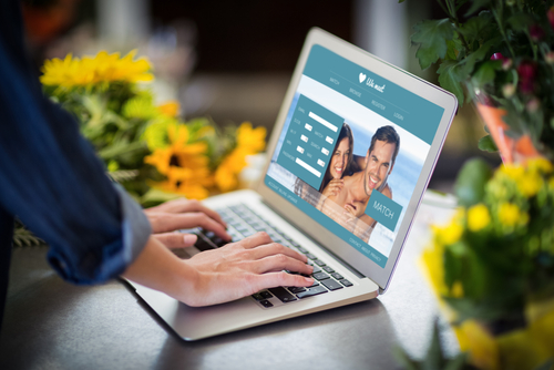Pourquoi est-il toujours se connecter à des sites de rencontre